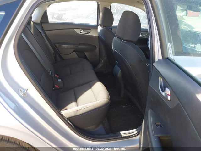 2021 KIA FORTE LXS VIN: 3KPF24ADXME352965