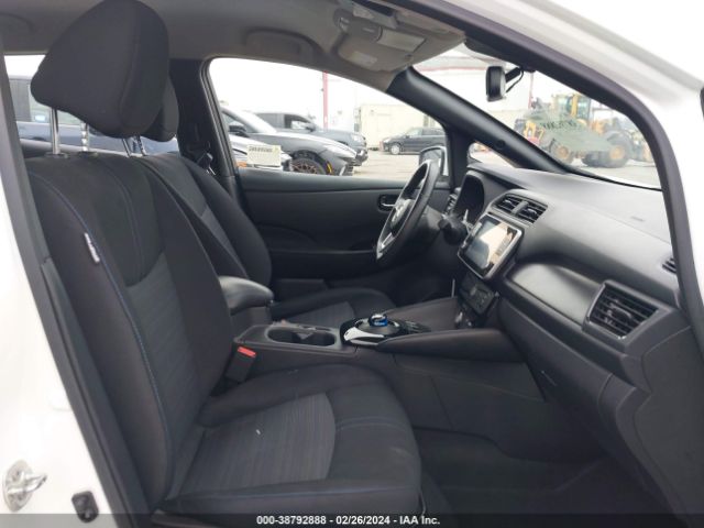 1N4AZ1CV7MC551477 Nissan Leaf Sv 40 Kwh