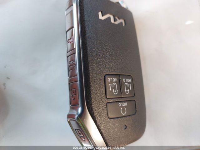 KNDNC5H32R6376783 KIA Carnival Mpv Ex