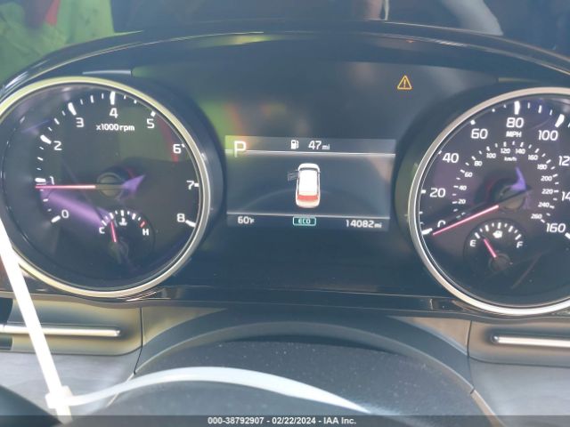 KNDNC5H32R6376783 KIA Carnival Mpv Ex