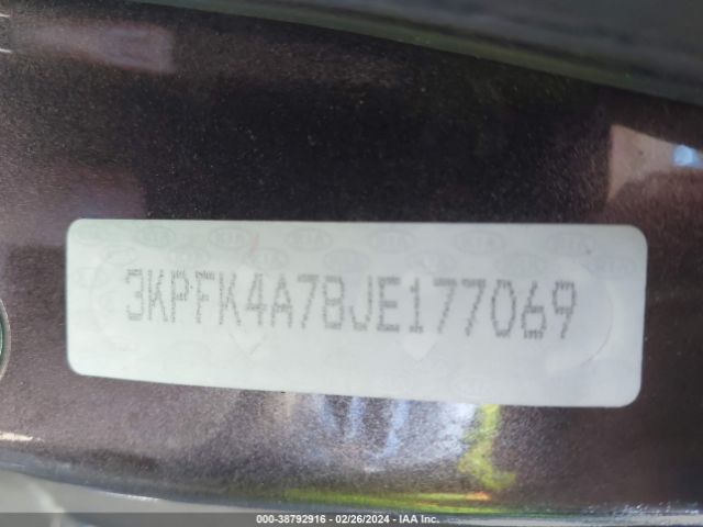 3KPFK4A78JE177069 KIA FORTE LX
