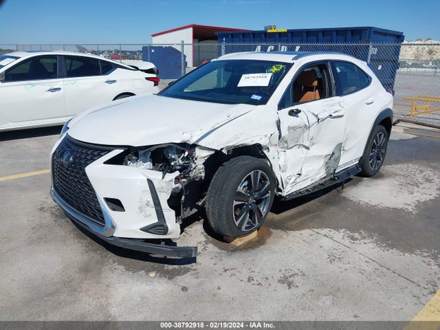 Lexus UX 200 2021 JTHP3JBH4M2040363 Image 2
