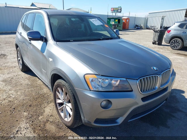 2014 5UXWX9C57E0D22600 main image