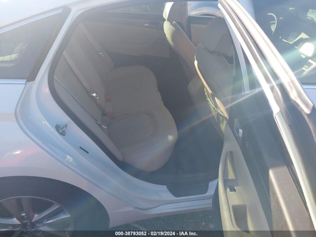 Hyundai SONATA SE 2016 5NPE24AF4GH404815 Image 8