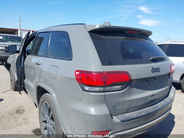 1C4RJEAG6NC154814 Jeep Grand Cherokee Wk Laredo X 4x2