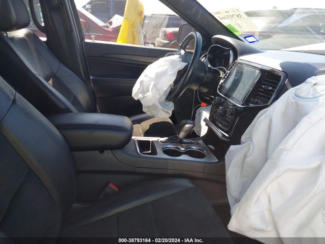 1C4RJEAG6NC154814 Jeep Grand Cherokee Wk Laredo X 4x2