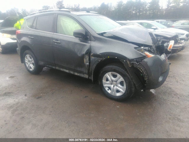 Toyota RAV4 LE 2015 JTMBFREV6FD128924 головне зображення