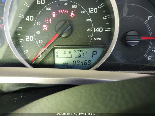 Toyota RAV4 LE 2015 JTMBFREV6FD128924 Image 14