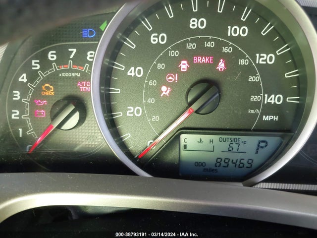 Toyota RAV4 LE 2015 JTMBFREV6FD128924 Image 7