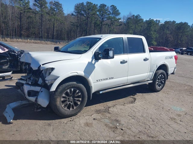 Nissan Titan Pro-4x 2019 1N6AA1E50KN502229 Image 2