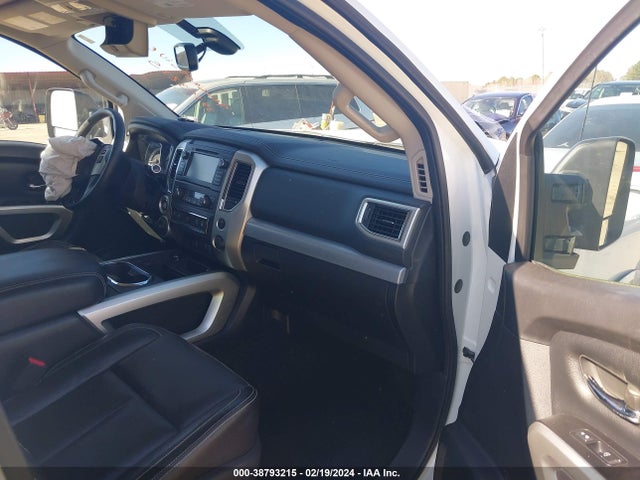 Nissan Titan Pro-4x 2019 1N6AA1E50KN502229 Image 5