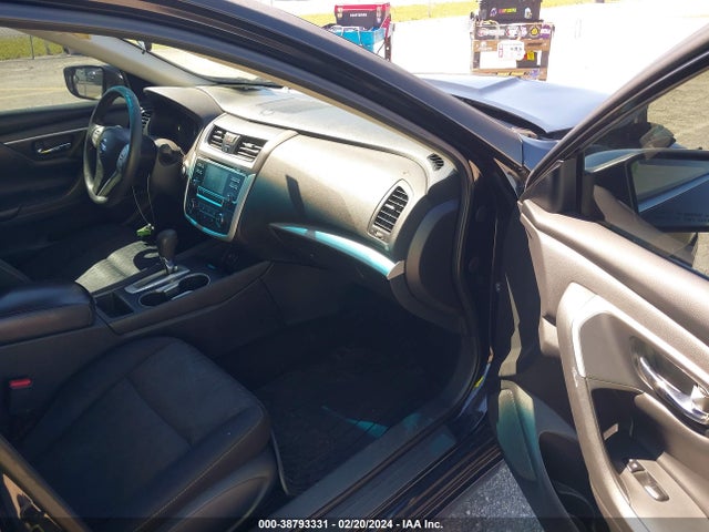 Nissan Altima 2.5 S 2017 1N4AL3AP7HC224603 Image 5