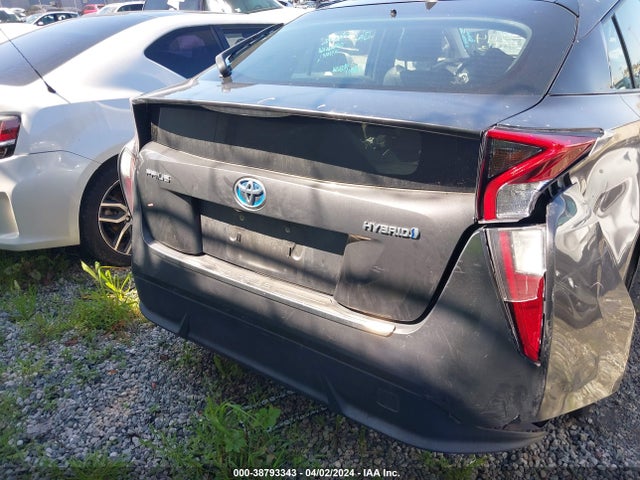 Toyota Prius Four Touring 2016 JTDKARFU1G3023087 Image 17