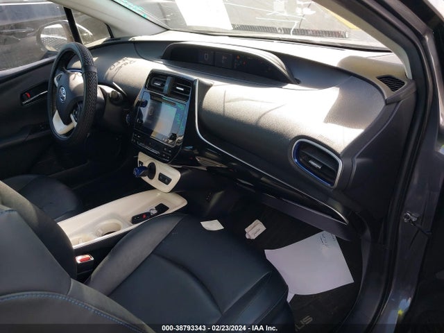 Toyota Prius Four Touring 2016 JTDKARFU1G3023087 Image 5