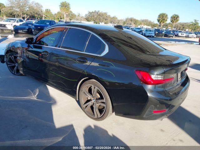 2020 BMW 330I 3MW5R1J04L8B33982 Photo 2