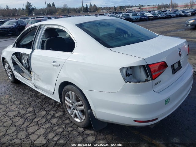 3VW2K7AJ9FM249211 Volkswagen Jetta 2.0l S