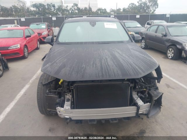 WA1VAAF75HD039260 Audi Q7 3.0t Premium