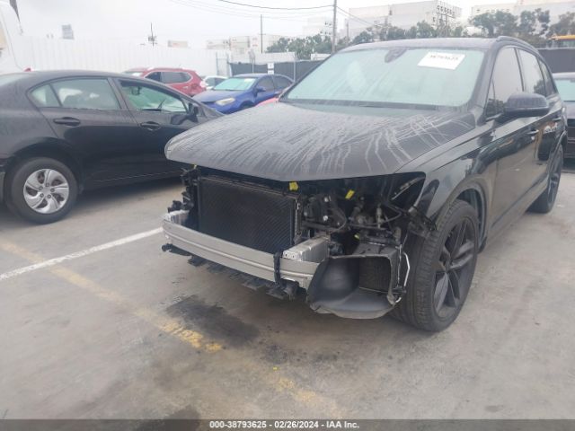 WA1VAAF75HD039260 Audi Q7 3.0t Premium