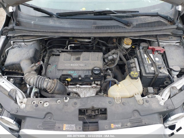 Chevrolet Sonic Ltz Auto 2016 1G1JE5SB1G4139311 Image 10