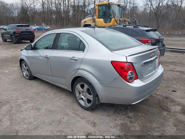 Chevrolet Sonic Ltz Auto 2016 1G1JE5SB1G4139311 Image 3