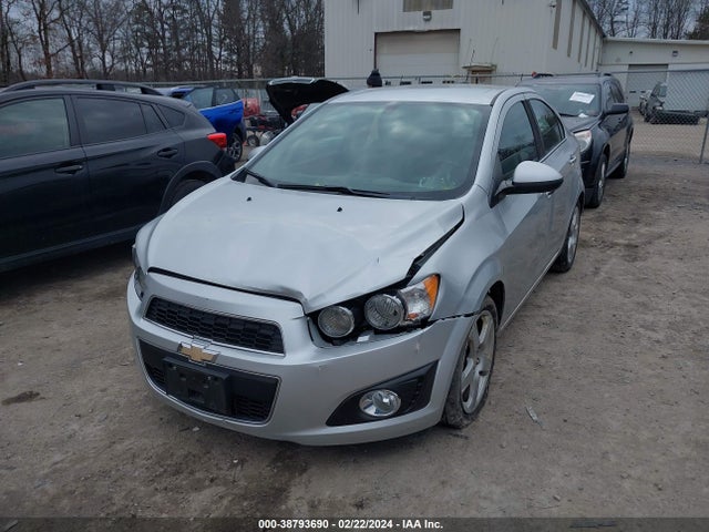 Chevrolet Sonic Ltz Auto 2016 1G1JE5SB1G4139311 Image 6