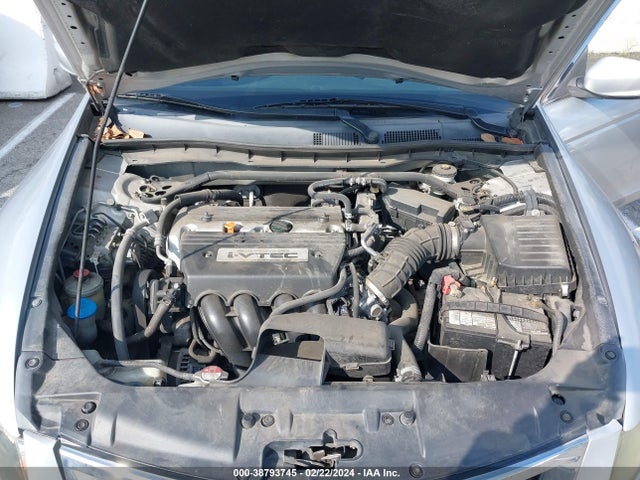 2008 HONDA ACCORD 2.4 EX VIN: JHMCP26718C016130
