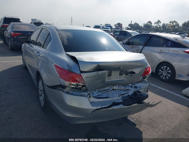 2008 HONDA ACCORD 2.4 EX VIN: JHMCP26718C016130