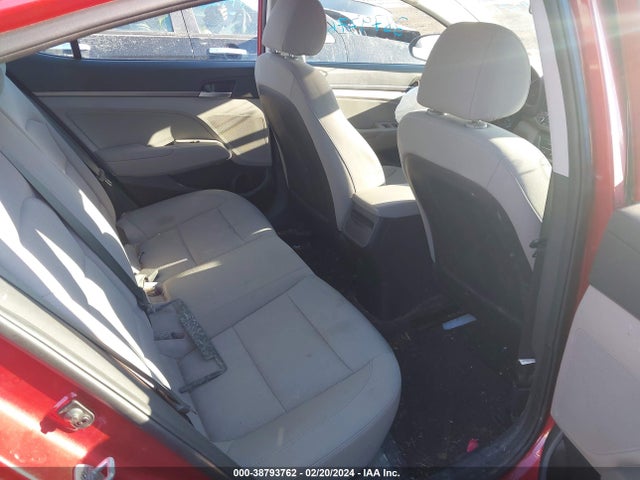2017 HYUNDAI ELANTRA SE VIN: 5NPD84LF7HH129823