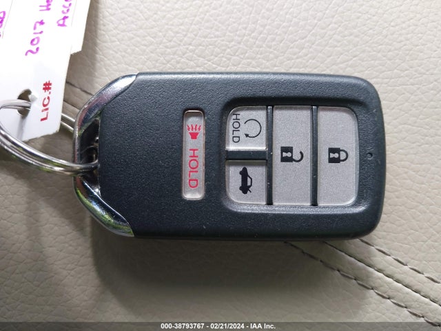 Honda ACCORD EX 2017 1HGCR2F75HA090787 Image 11