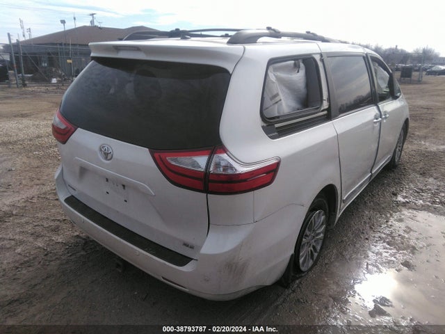 Toyota Sienna Xle 8 Passenger 2017 5TDYZ3DC7HS840106 Image 4