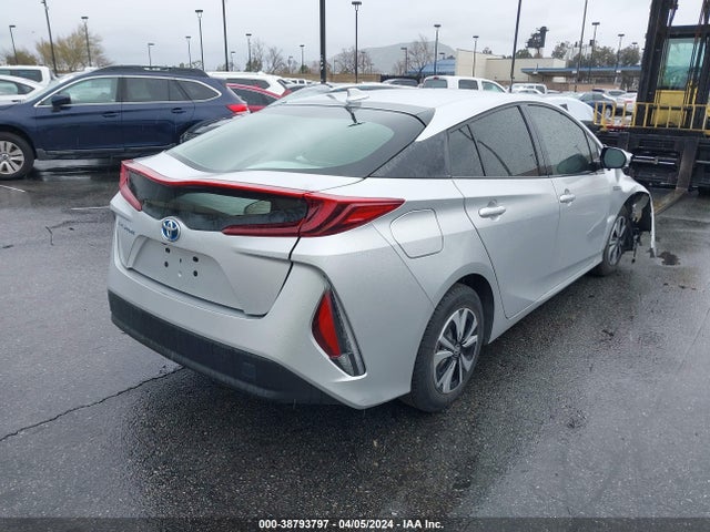 Toyota Prius Prime Premium 2017 JTDKARFP9H3062523 Image 4