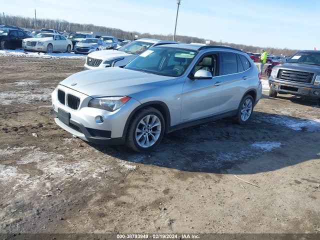 BMW X1 Xdrive28i 2014 WBAVL1C52EVY12787 Image 2