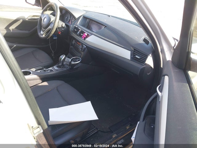 BMW X1 Xdrive28i 2014 WBAVL1C52EVY12787 Image 5