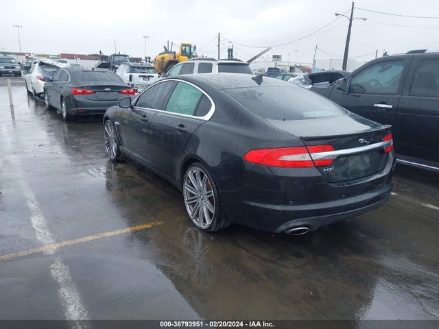 2013 JAGUAR XF SAJWA0ES1DPS78907 Photo 2