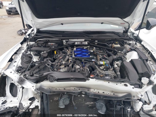 2015 LEXUS RC-F VIN: JTHHP5BC2F5000627