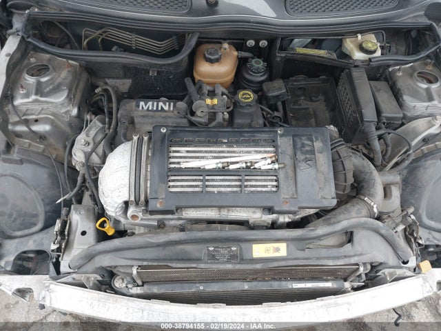 2006 MINI COOPER S WMWRE33586TJ40688 Photo 9