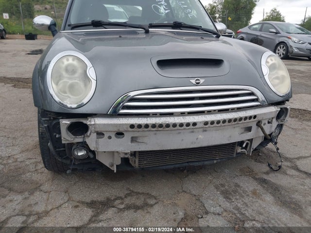 2006 MINI COOPER S WMWRE33586TJ40688 Photo 5