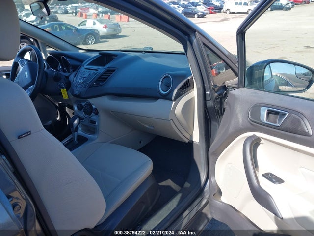 Ford FIESTA SE 2016 3FADP4EJ0GM165243 Image 5