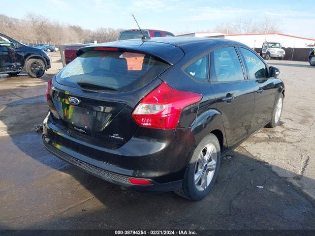 Ford FOCUS SE 2014 1FADP3K26EL175510 Image 4