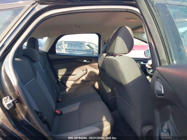 Ford FOCUS SE 2014 1FADP3K26EL175510 Image 8