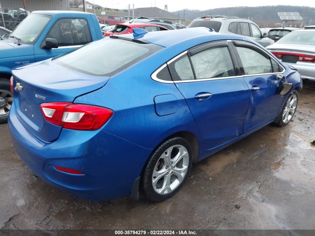 Chevrolet Cruze Premier Auto 2017 1G1BF5SM8H7268259 Image 4