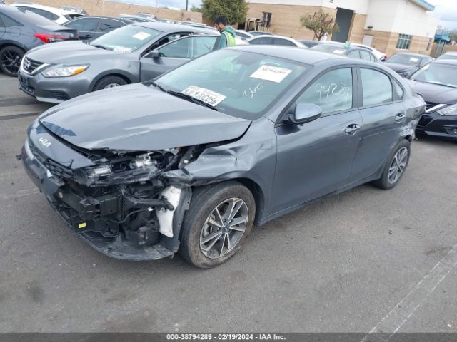 3KPF24AD5NE501462 KIA Forte Lxs