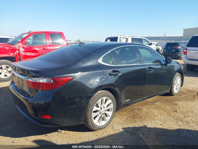 JTHBW1GG9E2048493 Lexus ES 300H