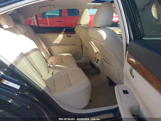 JTHBW1GG9E2048493 Lexus ES 300H