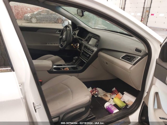 Hyundai SONATA SE 2016 5NPE24AF7GH293046 Image 5