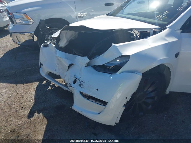 7SAYGDEF7NF552772 Tesla Model Y Performance Dual Motor All-wheel Drive