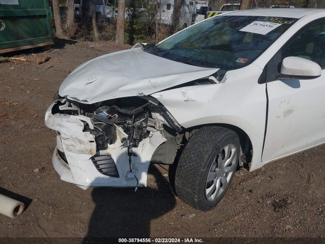Toyota COROLLA LE 2015 5YFBURHE6FP269698 Image 6