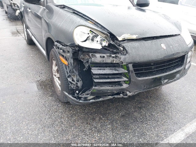 2010 PORSCHE CAYENNE WP1AA2AP2ALA07149 Photo 5