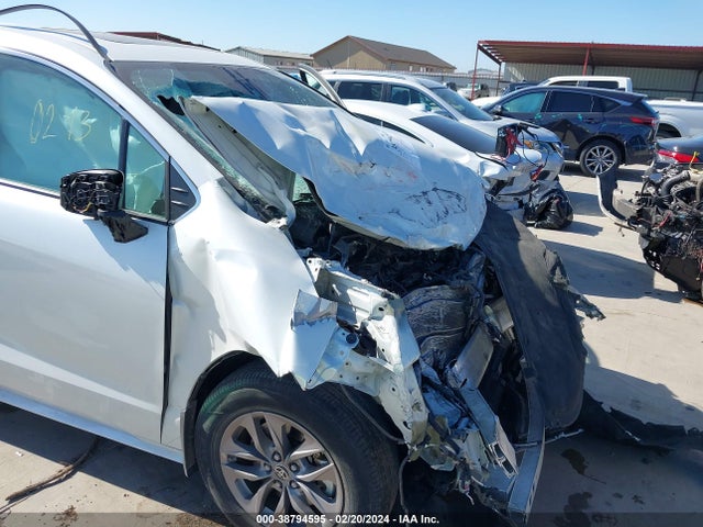Toyota SIENNA XLE 2022 5TDYRKEC0NS086731 Image 18