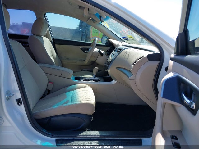 Nissan Altima 2.5 S 2015 1N4AL3AP3FN365900 Image 5